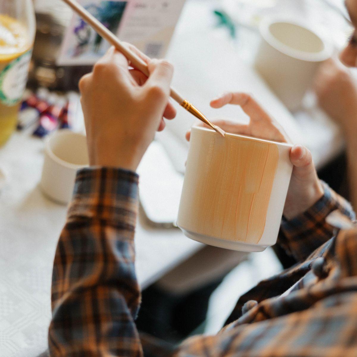 Kolibri Creatives – Verfpakket voor het schilderen van 8 krukaten + succulenten – voor miimaal 4 personen – Creatieve visionair